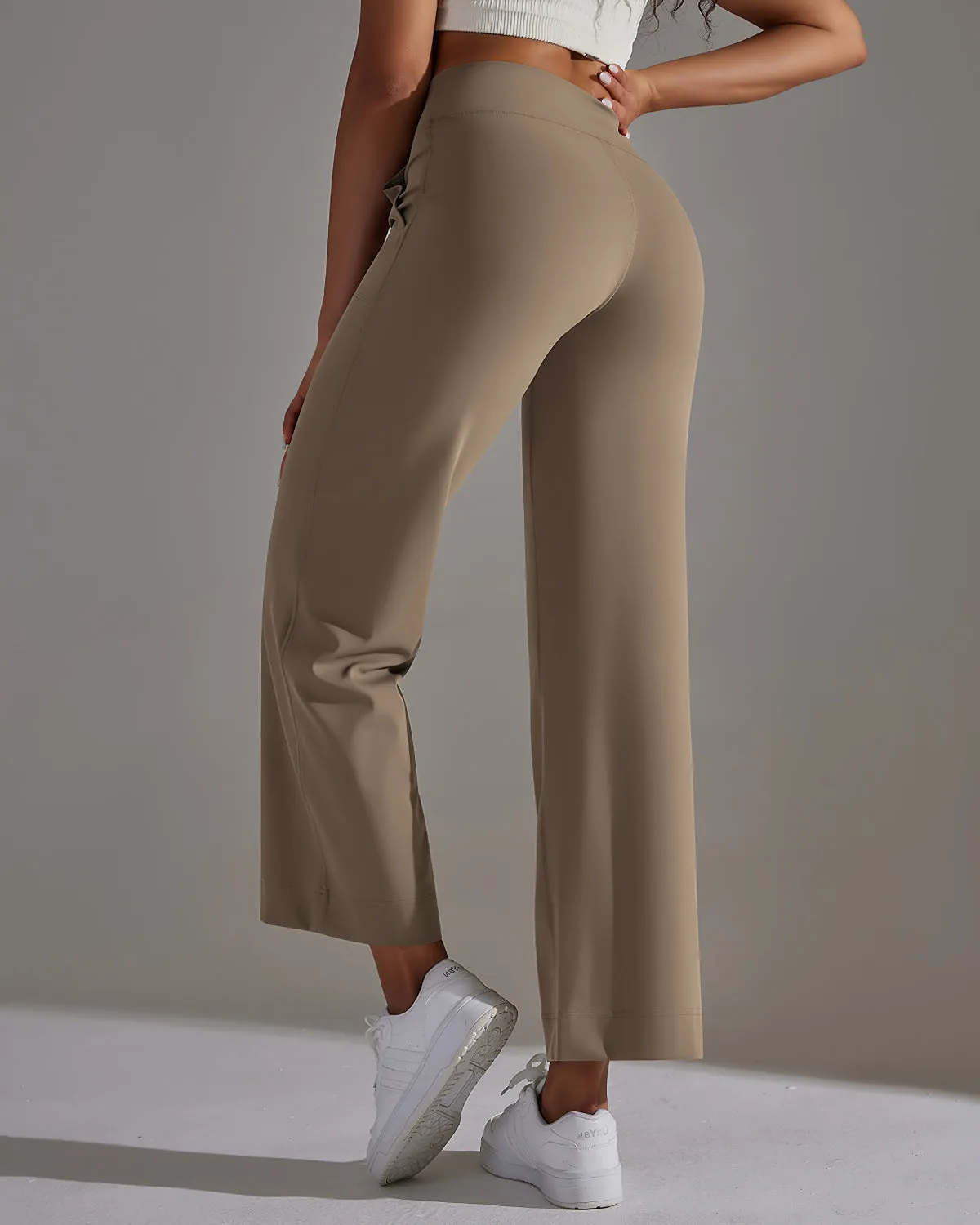 Fern Flare Pocket Leggings - Khaki