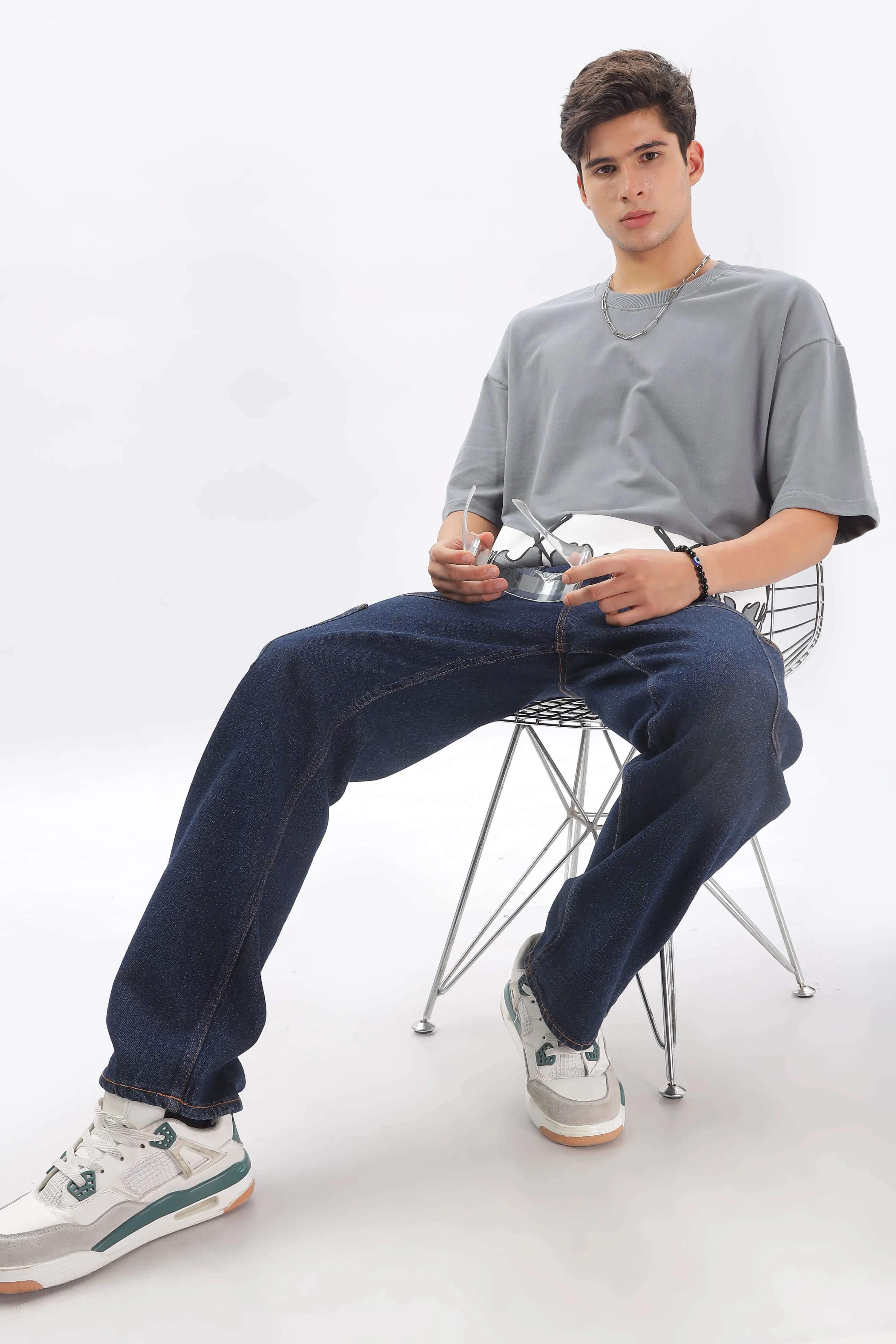 IZI Specials: Feel the Drip Tee (Gray)