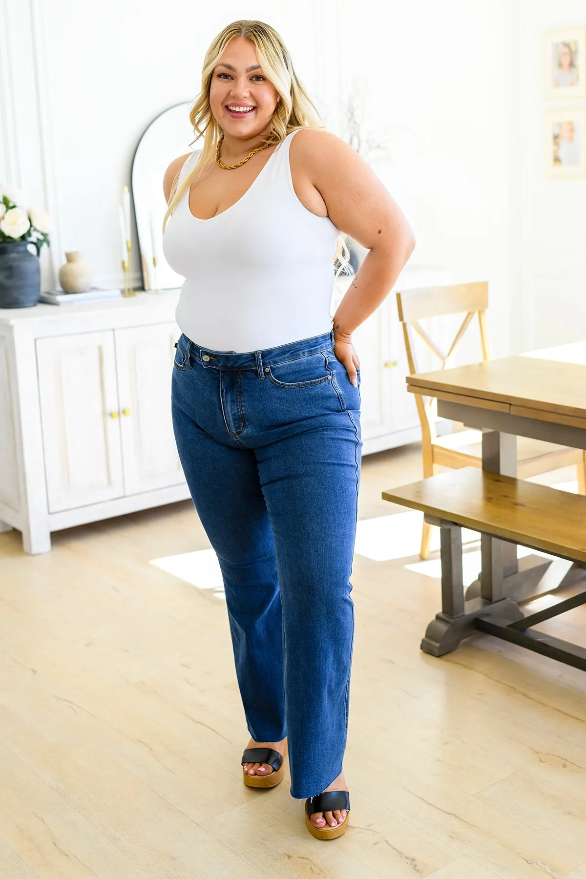 Judy Blue Holding On Tight High Rise Tummy Control Flared Jeans