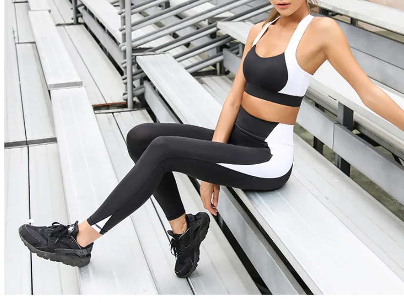 LANIKAR BLACK AND WHITE TRAINING LEGGING
