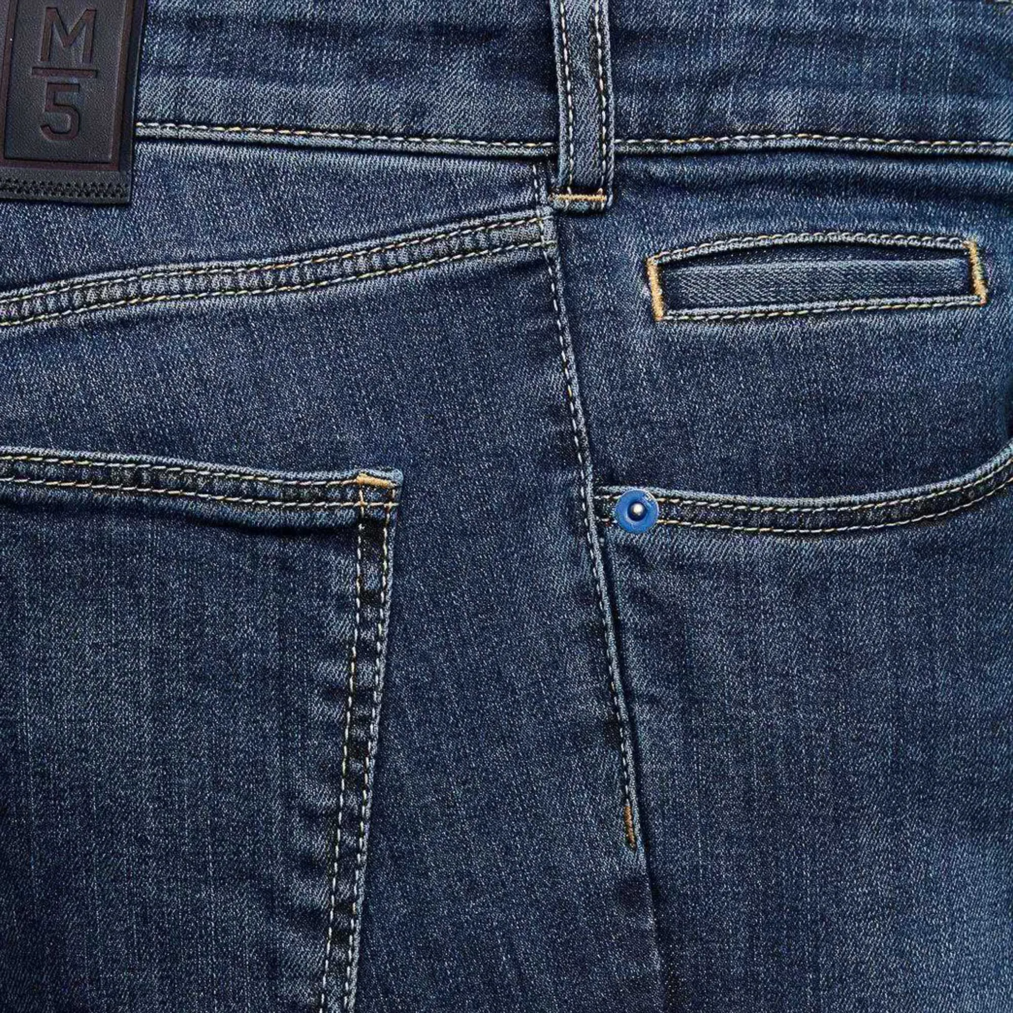 M5 Jean