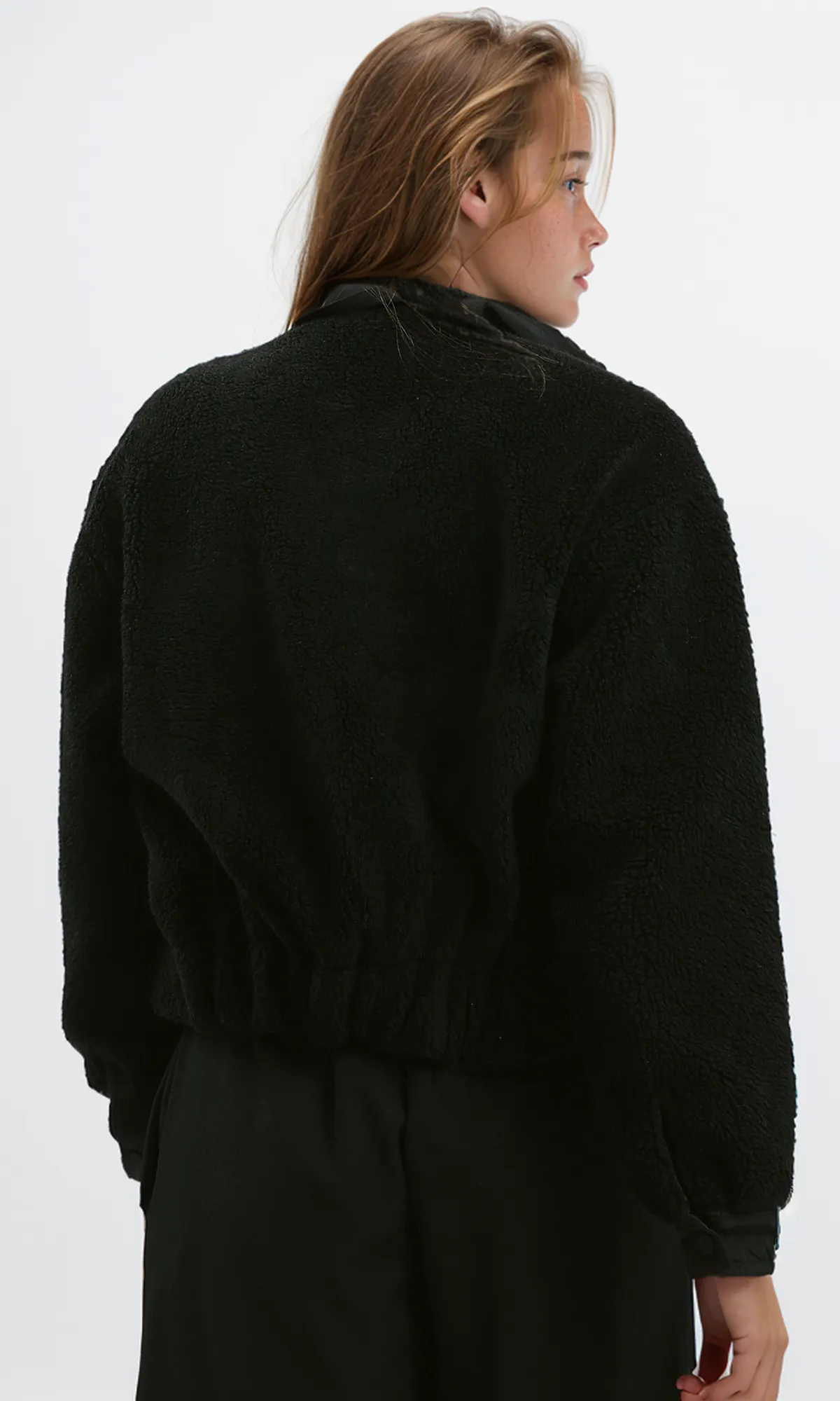 O175364 Coziness Black Jacket With Waterproof Pockets