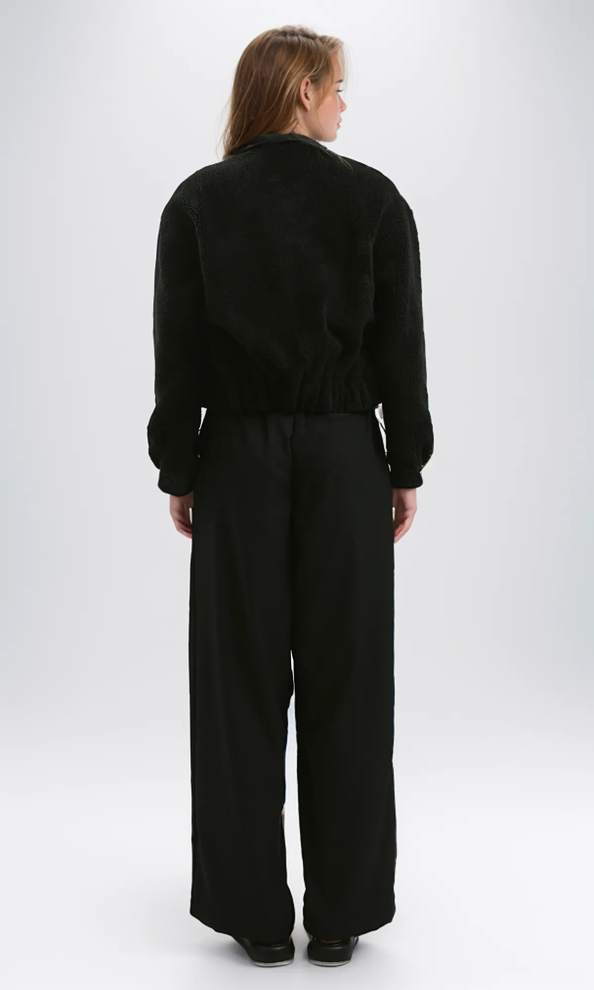 O175364 Coziness Black Jacket With Waterproof Pockets