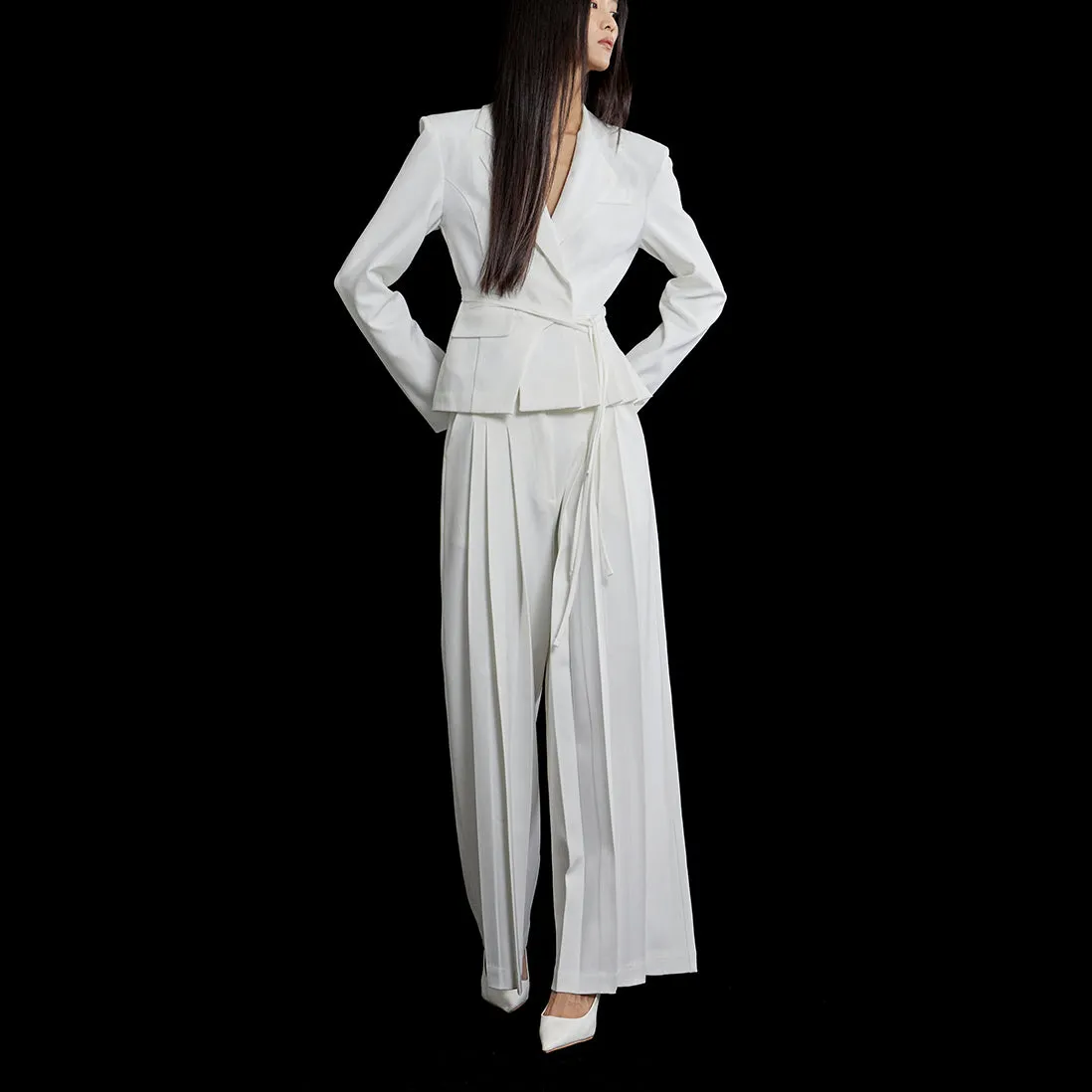 TP1734 symmetrical Pleated Jacket Suit Set